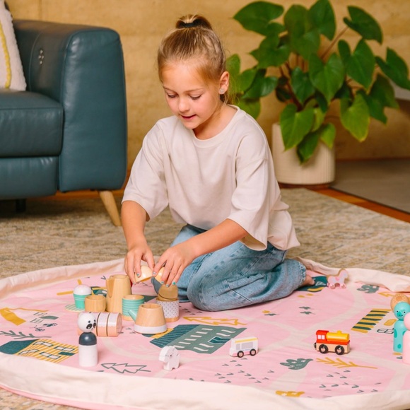 Raindrop Village Interactive Play Pouch - Picture 5 of 5